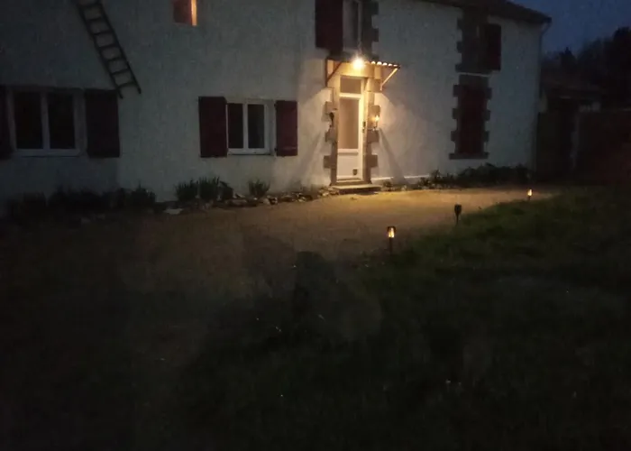 Bienvenu A La Campagne Privatunterkunft La Roche-sur-Yon